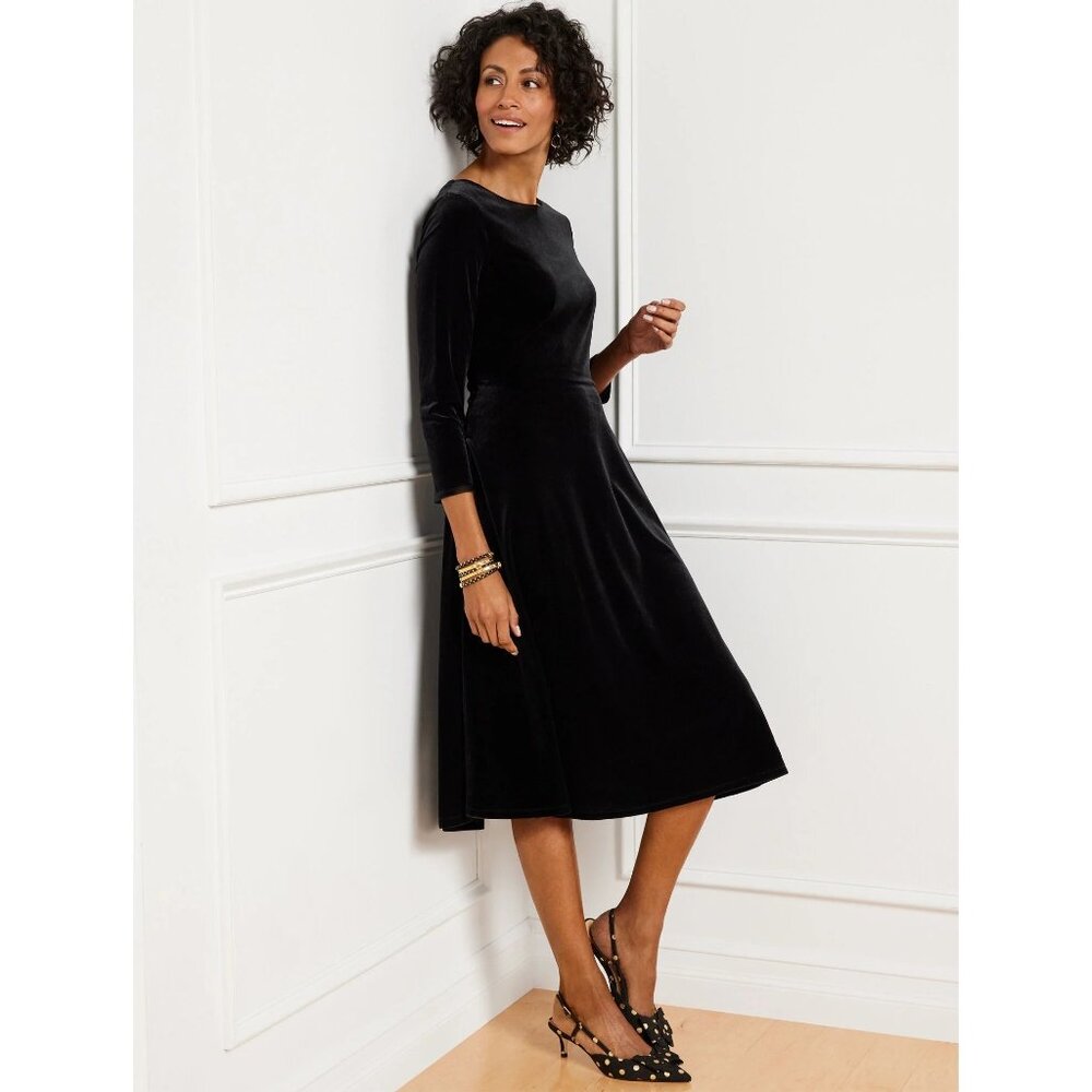 Talbots Black Velour/Velvet Dress 3/4 Length Sleeves Mid Calf Length Size 6 NWT~